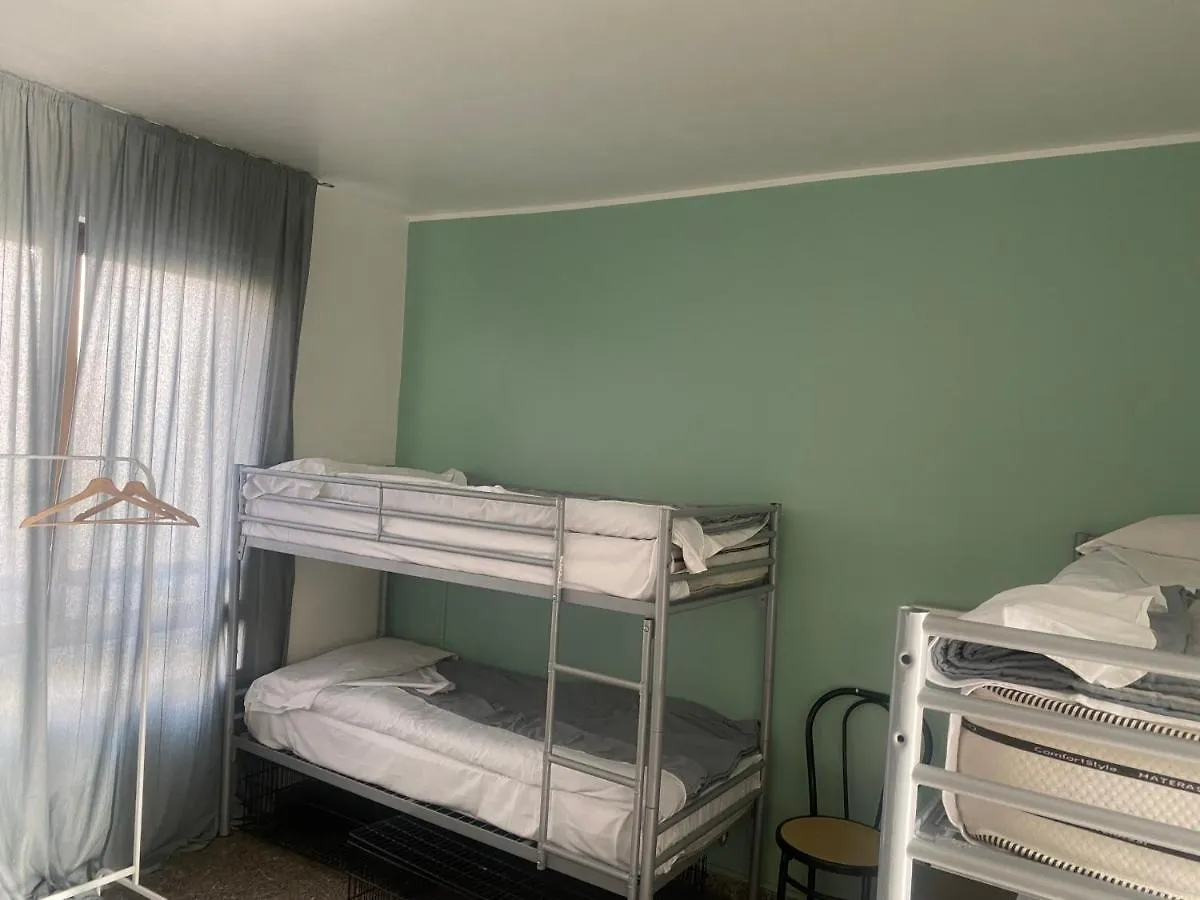 Mrhostel Milano Italy